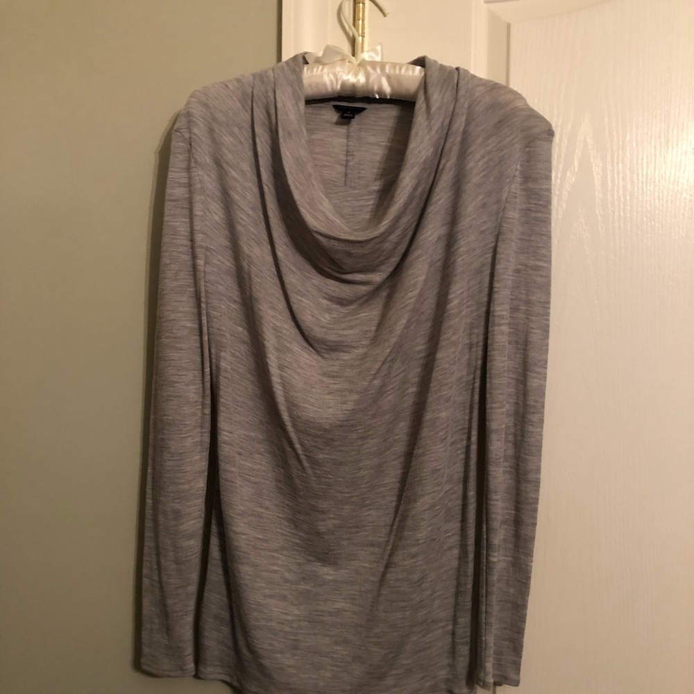 Long sleeve sweater shirt